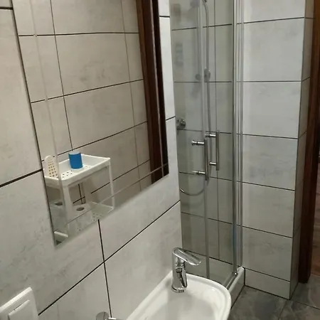 Wieckowskiego Apartment *