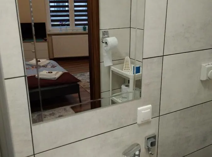 Wieckowskiego Lägenhet Wrocław